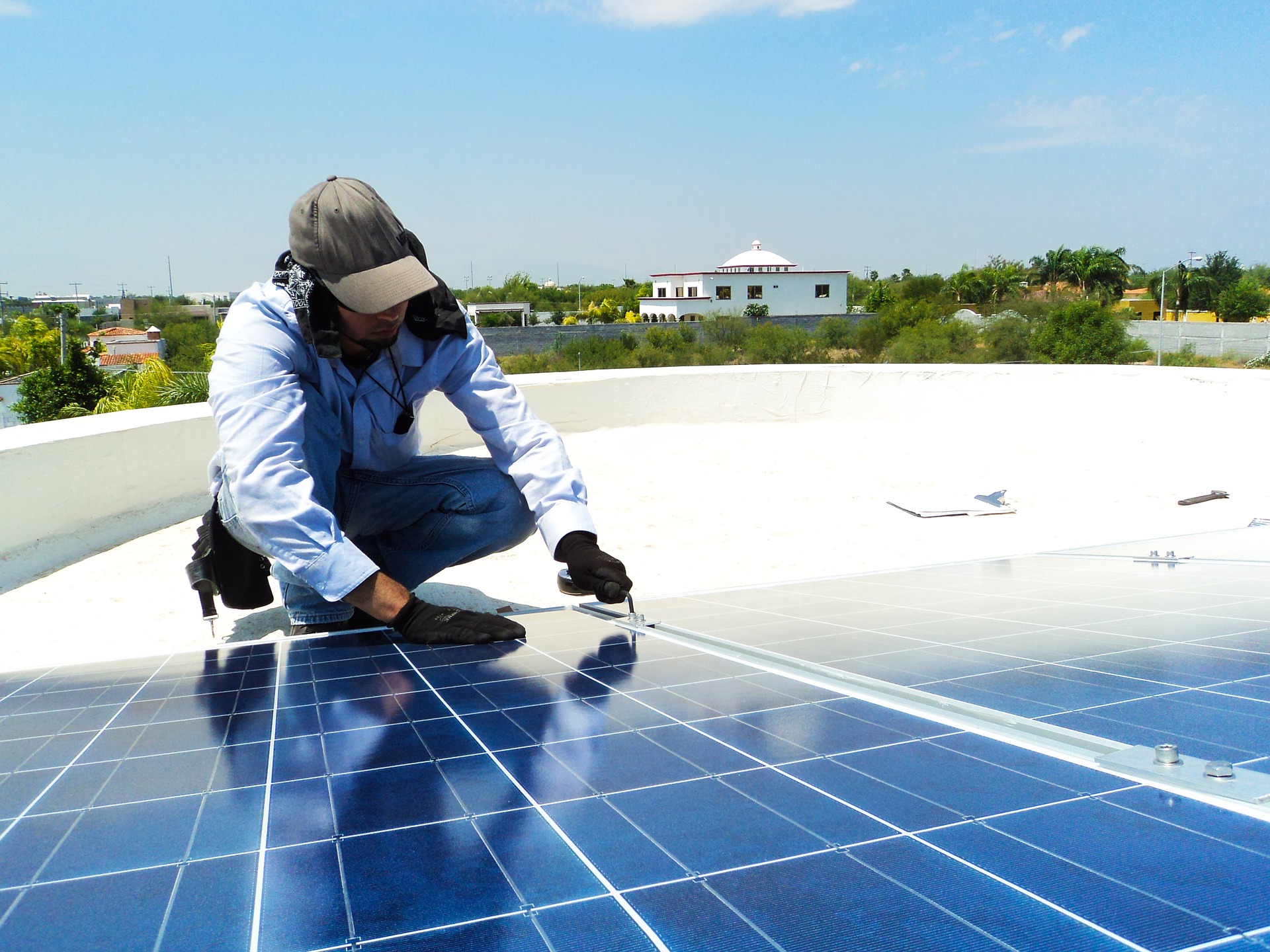 We Love our work here solar panels Malaga S.L.